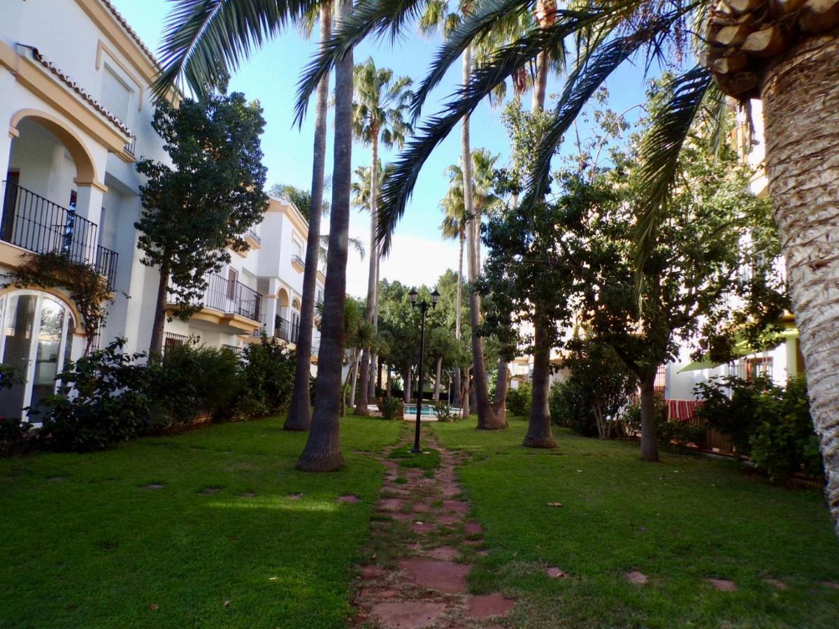 Planta Baja Con Porche Y Piscina, Cerca Del Mar Appartement Dénia Buitenkant foto